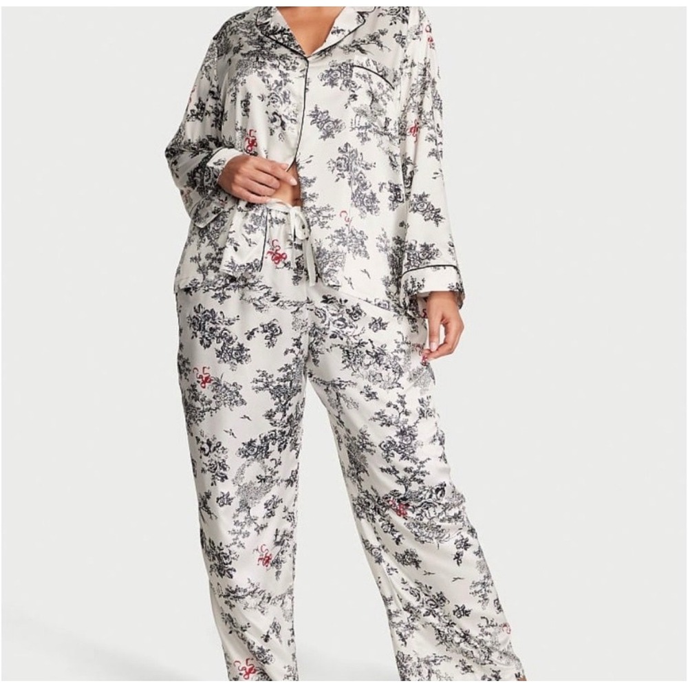 Victoria's Secret Pajama Set Floral Black White Red Satin Women's Sz XL Preppy